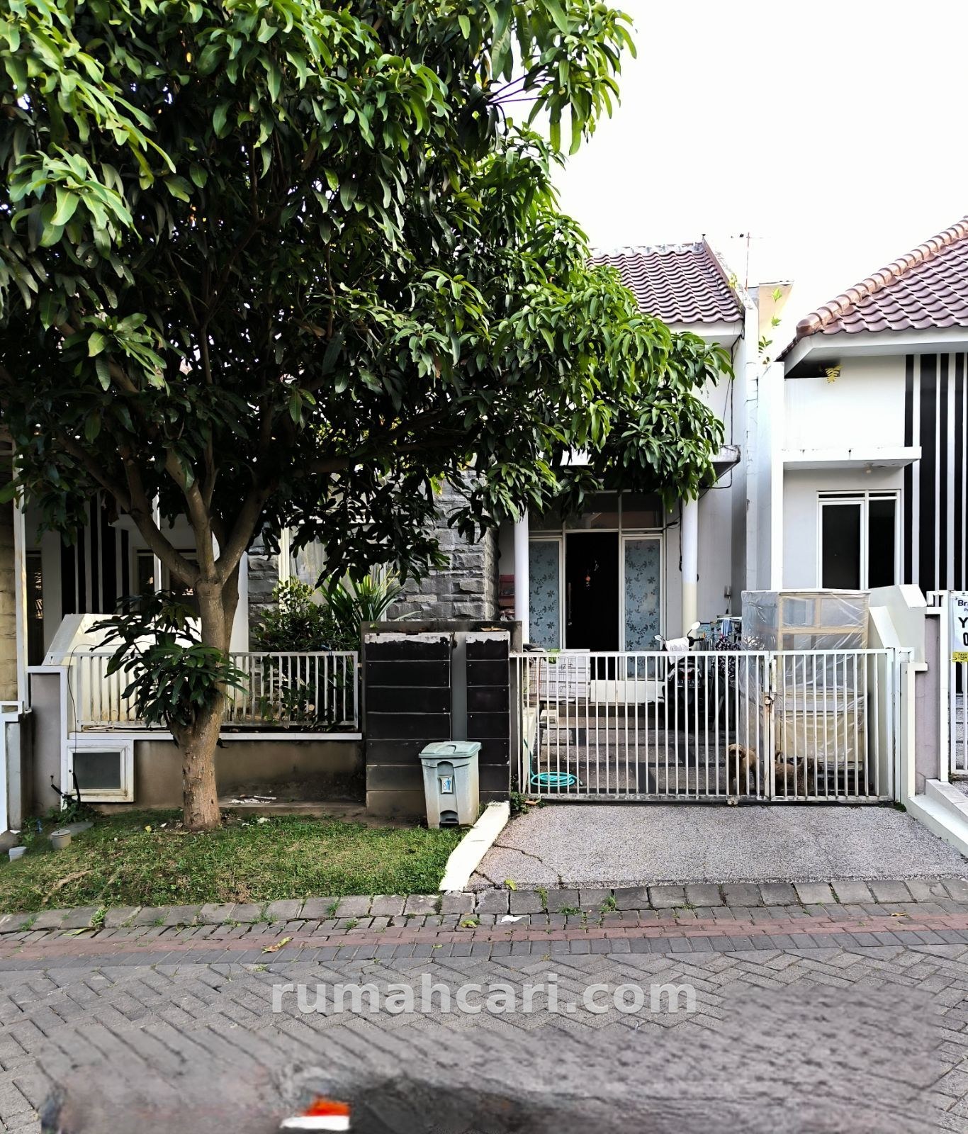 Rumah Tinggal Austinville – Unfurnished, Sertifikat SHM, On Hand