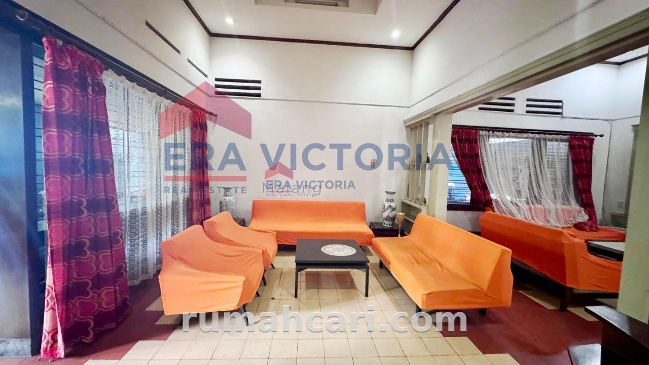 Rumah Full Furnished Kayu Jati Dijual Dekat UMM Malang - foto 3