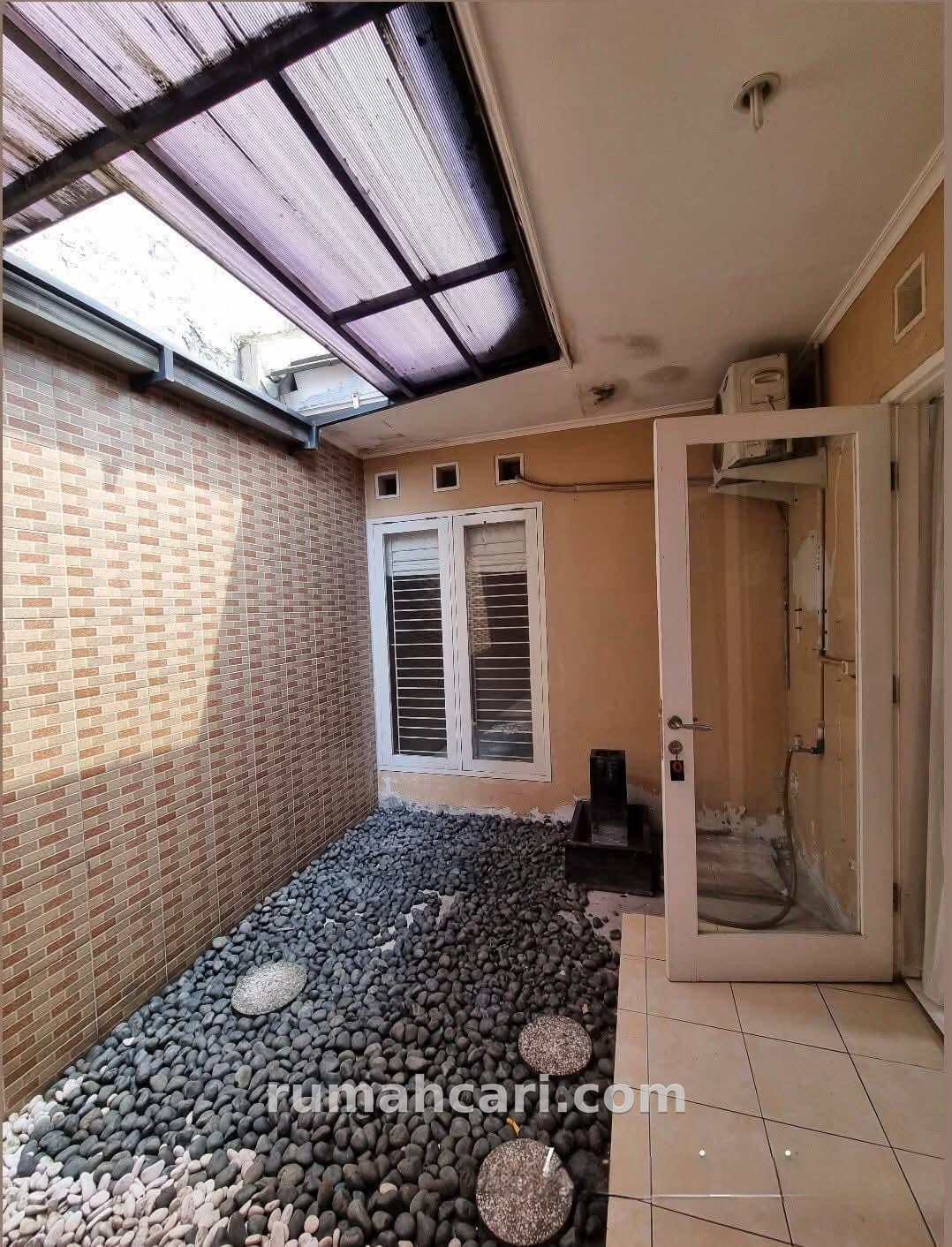 Dijual Rumah - Permata Bintaro Sektor 9 - foto 2