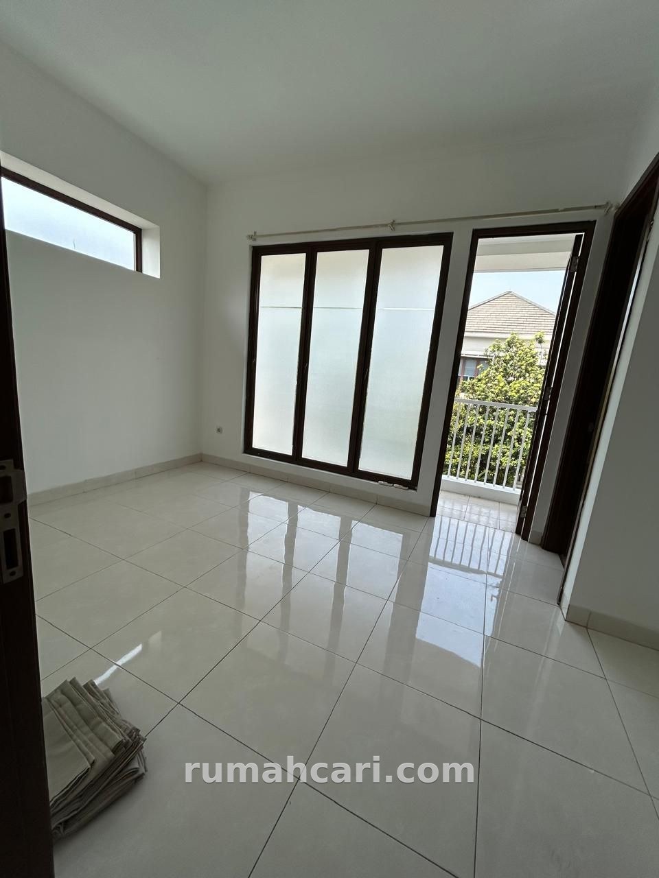 🏡 DIJUAL RUMAH BAGUS  DISCOVERY BINTARO JAYA SEKTOR 9 - foto 3