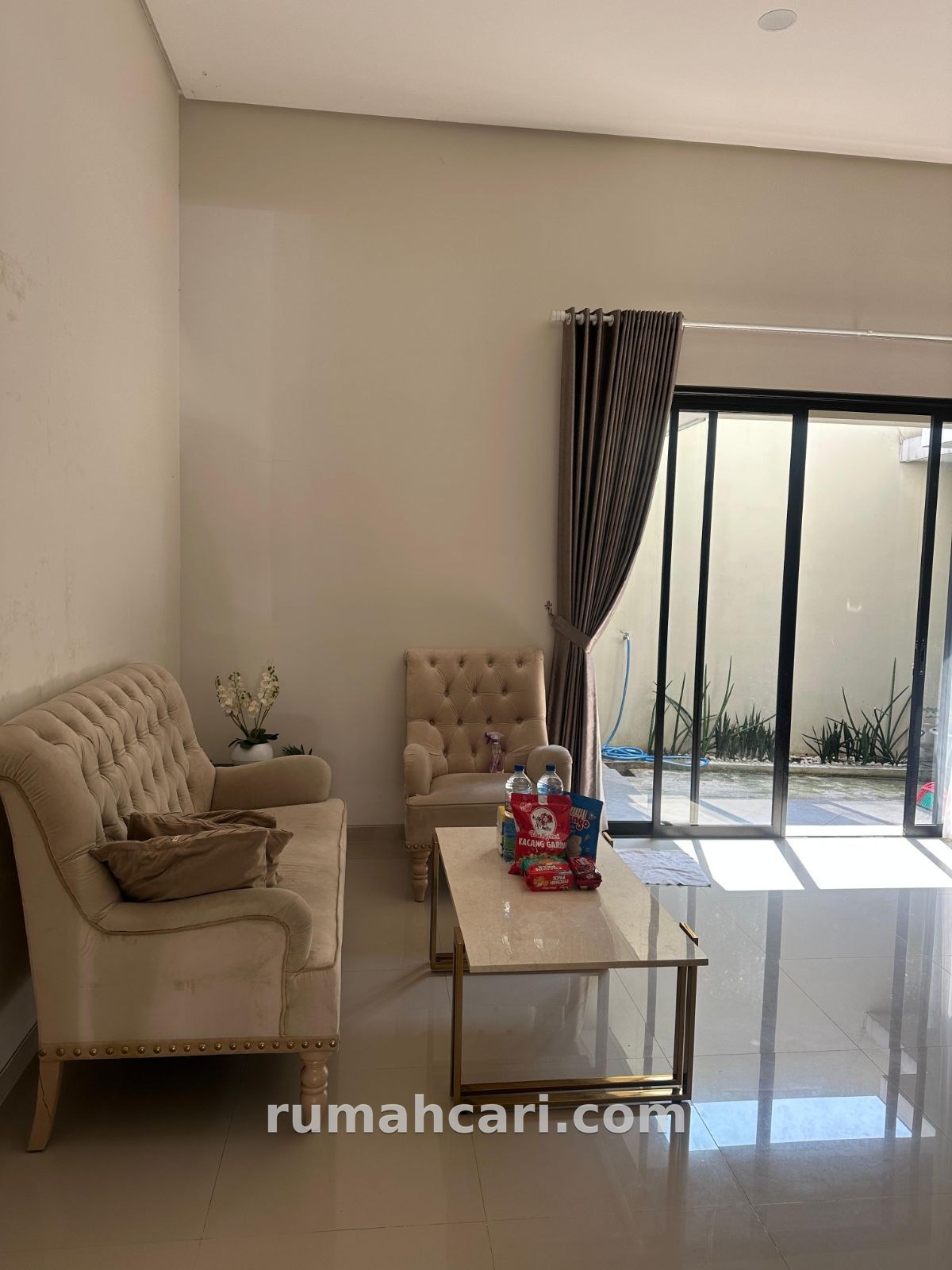 Rumah Semi Furnished di Austinville – 3 Kamar, 2 Kamar Mandi, Sewa 1 Tahun - foto 6