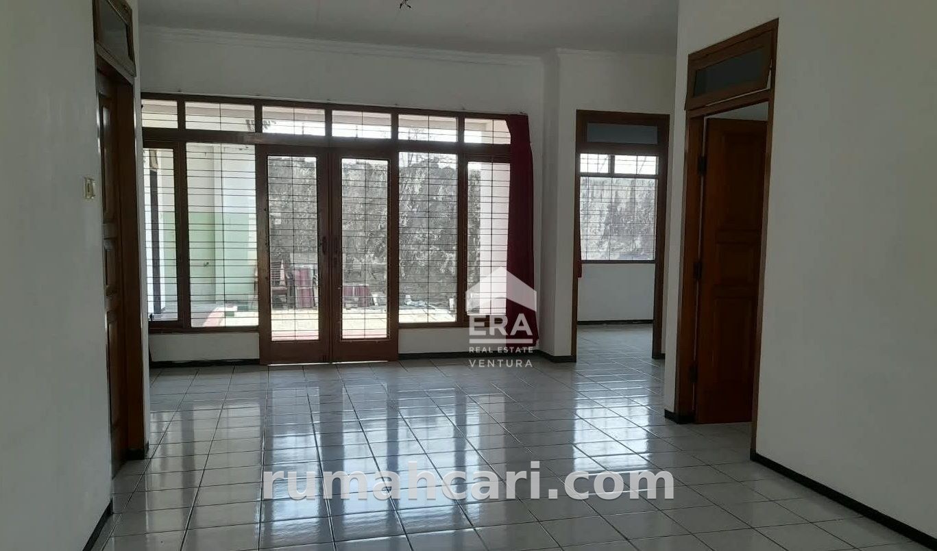 Disewakan Rumah Minimalis Tidar Malang Dekat Sekolah Kalam Kudus Lokasi Strategis - foto 2