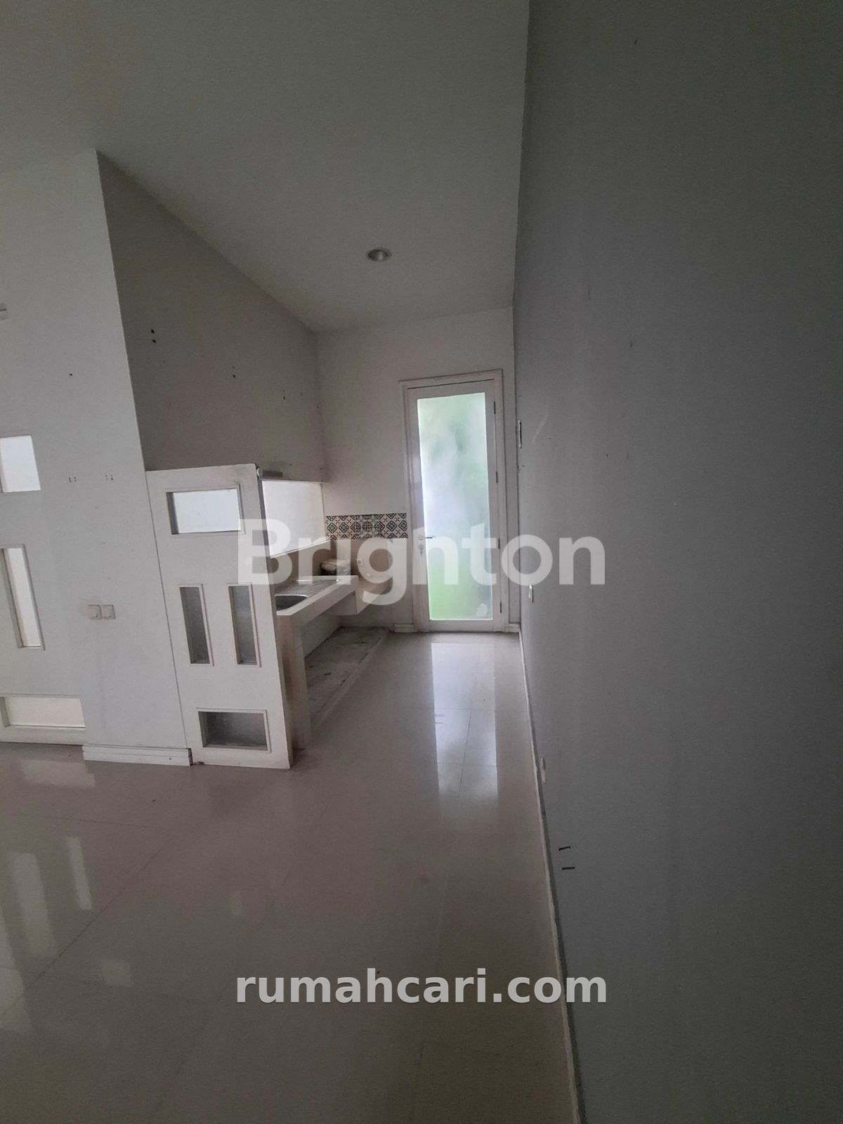Rumah Siap Huni Daerah Riverside Malang - foto 7