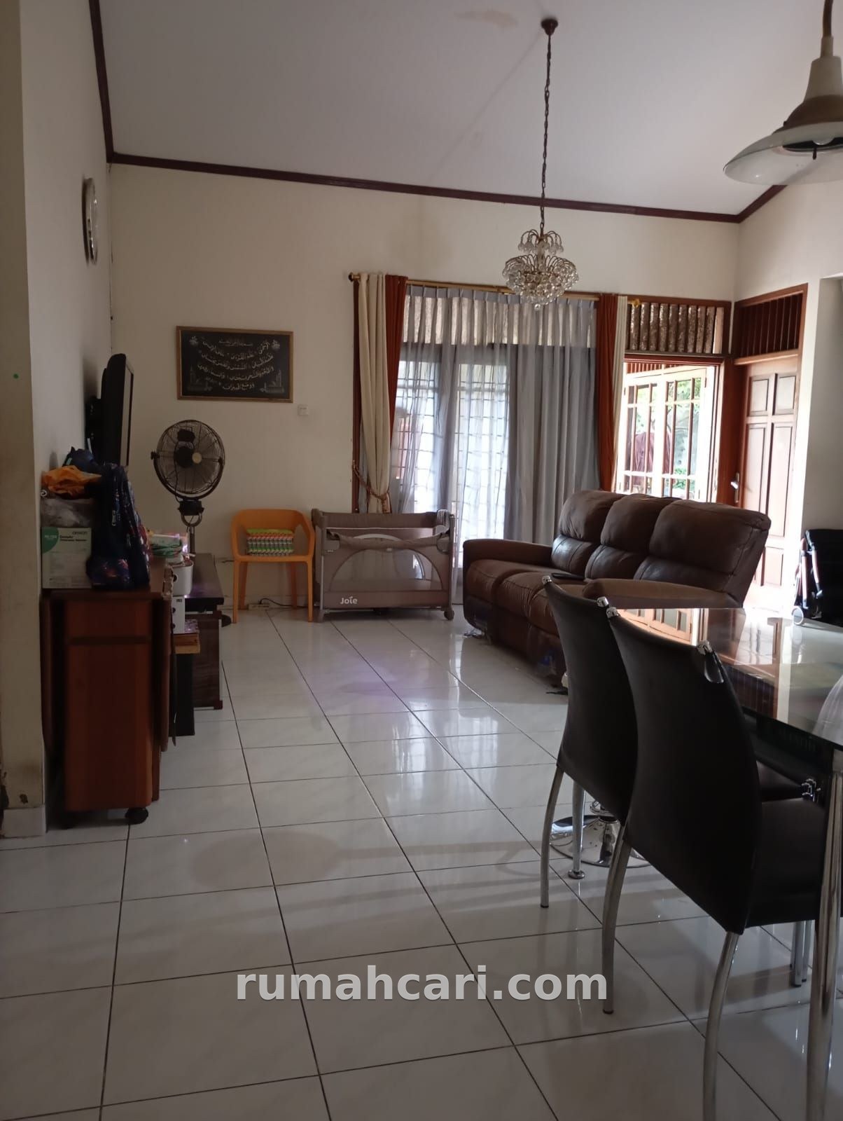 Rumah 3+1 di Komp. Petukangan Indah, Jakarta Selatan - foto 4