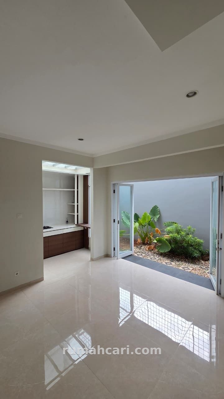 Dijual - Rumah di Kebayoran Bintaro Jaya Sektor 7 - foto 6
