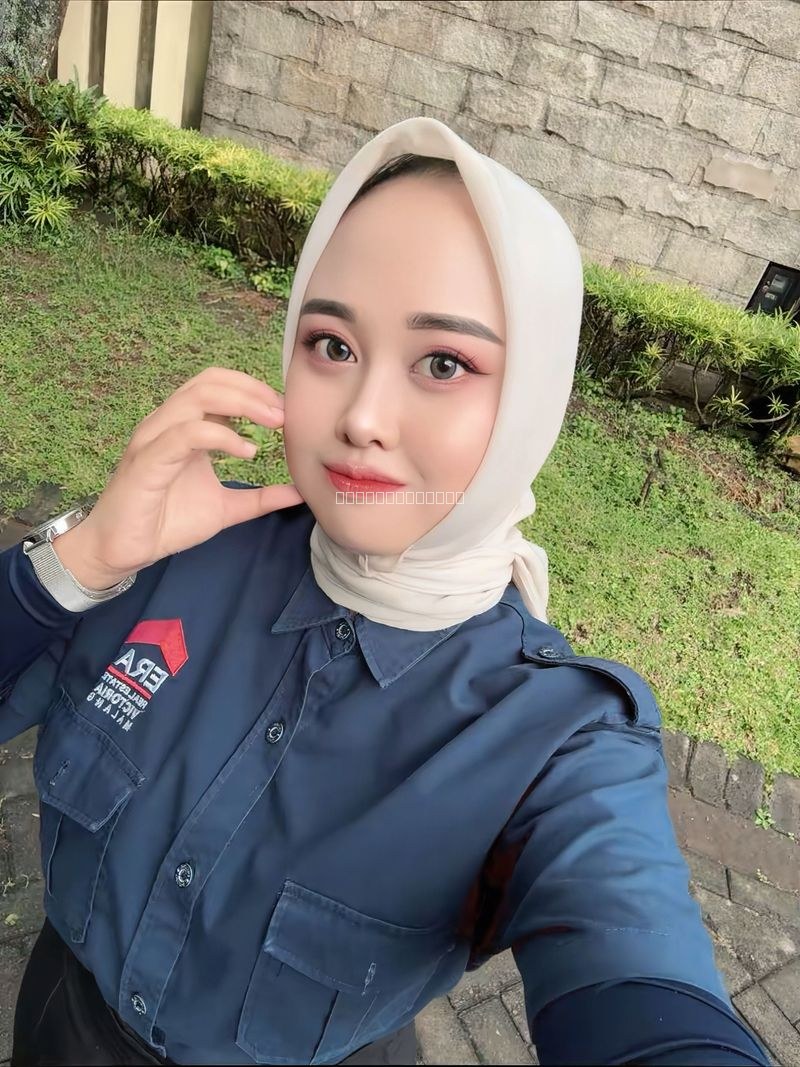 Ayu Cerita Sandy