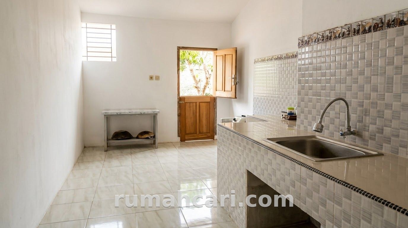RUMAH STRATEGIS DI JALAN UTAMA KEMIRI, KEPANJEN - foto 6