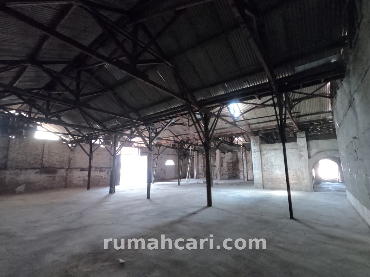 Gudang Disewakan di Blimbing, Kota Malang, Luas 400m² - foto 5