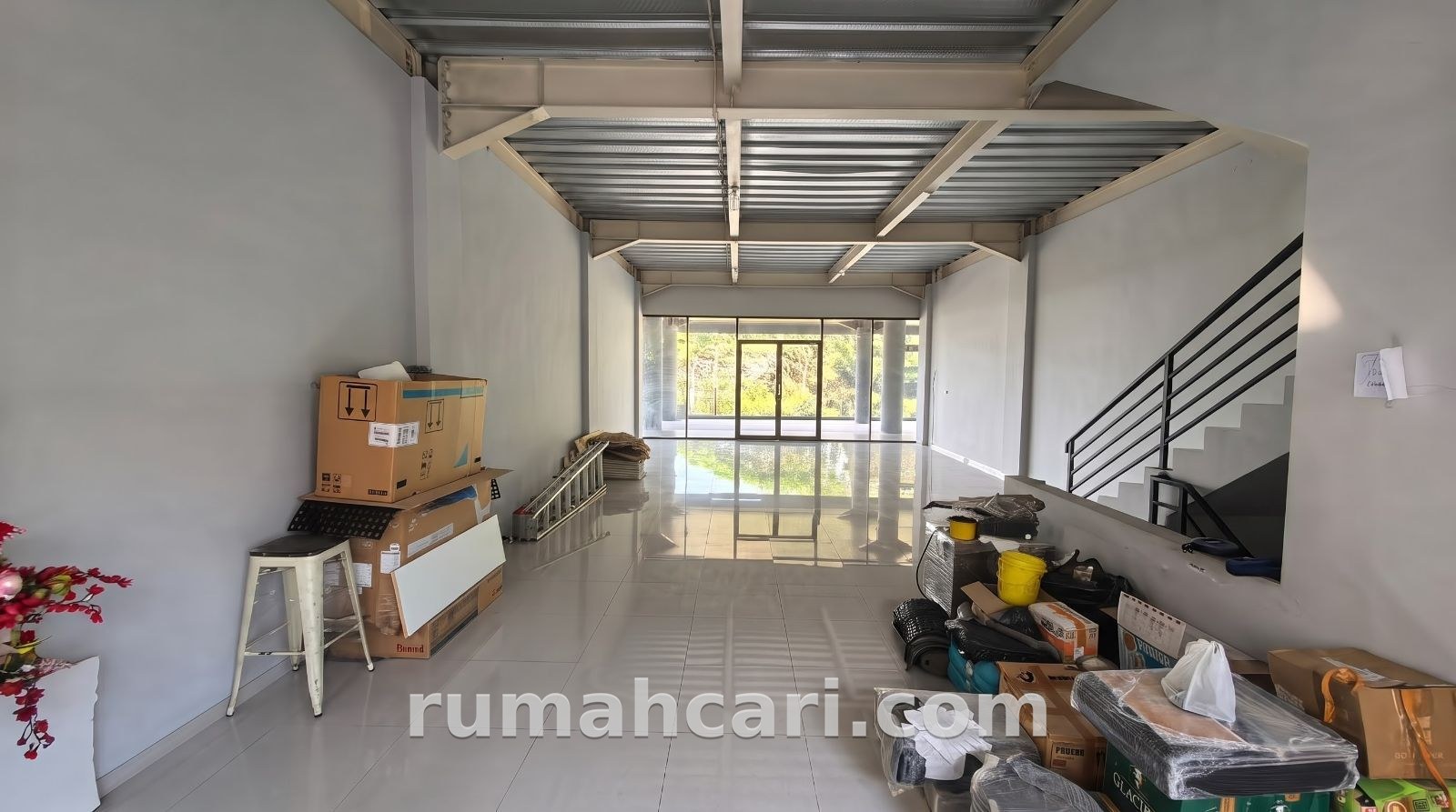 RUKO 3 LANTAI STRATEGIS DI VILLA PUNCAK TIDAR MALANG - foto 3