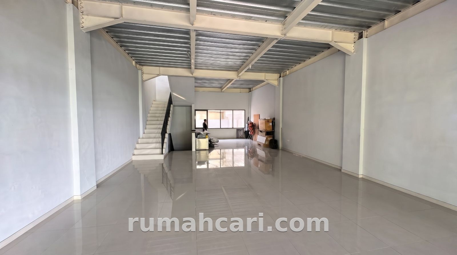 RUKO 3 LANTAI STRATEGIS DI VILLA PUNCAK TIDAR MALANG - foto 6