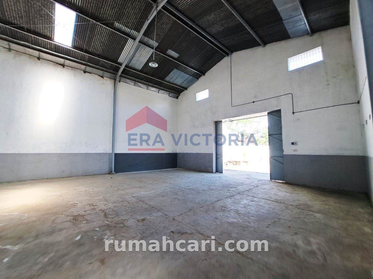 Dijual/Disewakan Gudang Strategis Kawasan Industri Malang, Akses Truk Besar, Dekat Stasiun Kota - foto 4