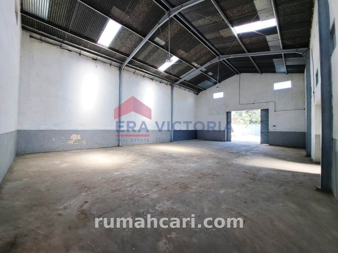 Dijual/Disewakan Gudang Strategis Kawasan Industri Malang, Akses Truk Besar, Dekat Stasiun Kota - foto 7
