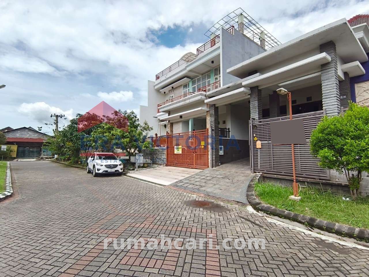 Dijual Rumah Full Furnished Dekat UMM Malang, Siap Huni - foto 2