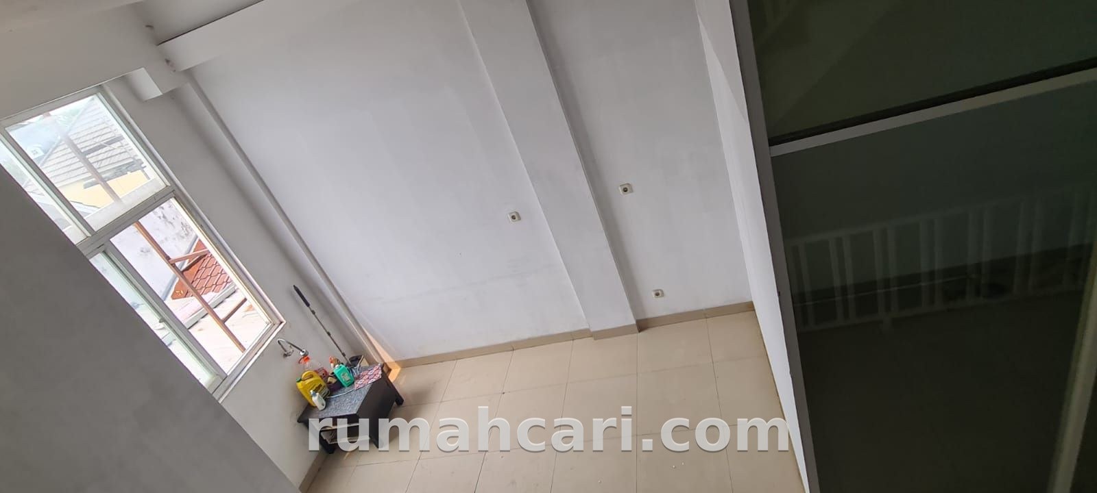 Ruko Strategis 3.5 Lantai di Bintaro Utama 3 Sektor 3, Cocok untuk Berbagai Usaha - foto 2