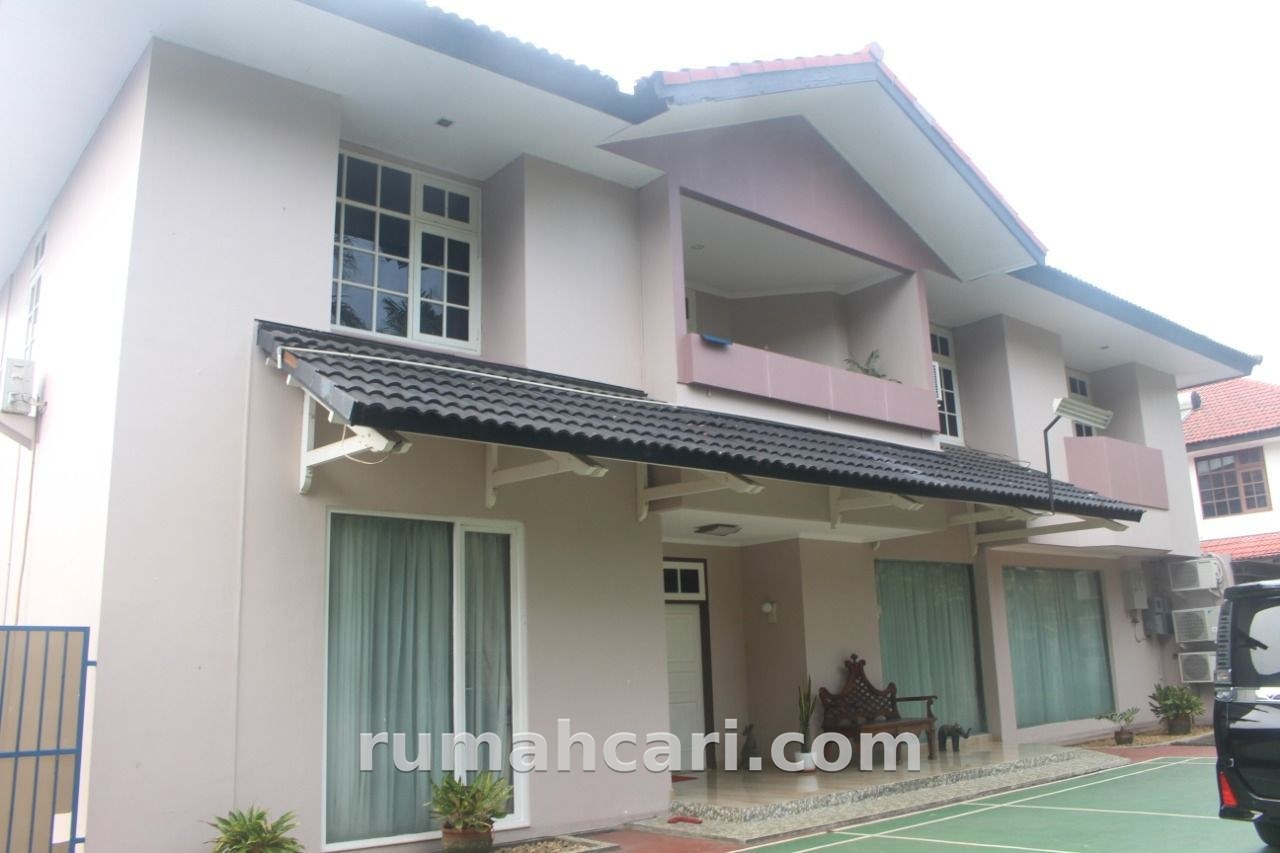 Rumah Mewah 2 Lantai 4+1 Kamar di Cipete Utara Jakarta Selatan, SHM - foto 4