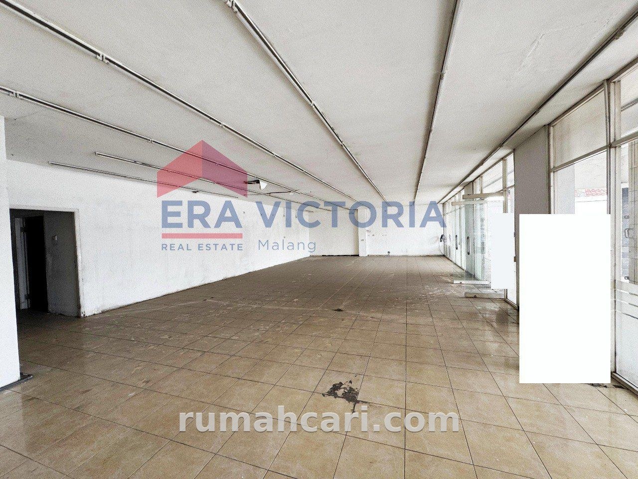 Ruko Besar Lokasi Super Strategis Di Jalan Poros Malang Surabaya - foto 3