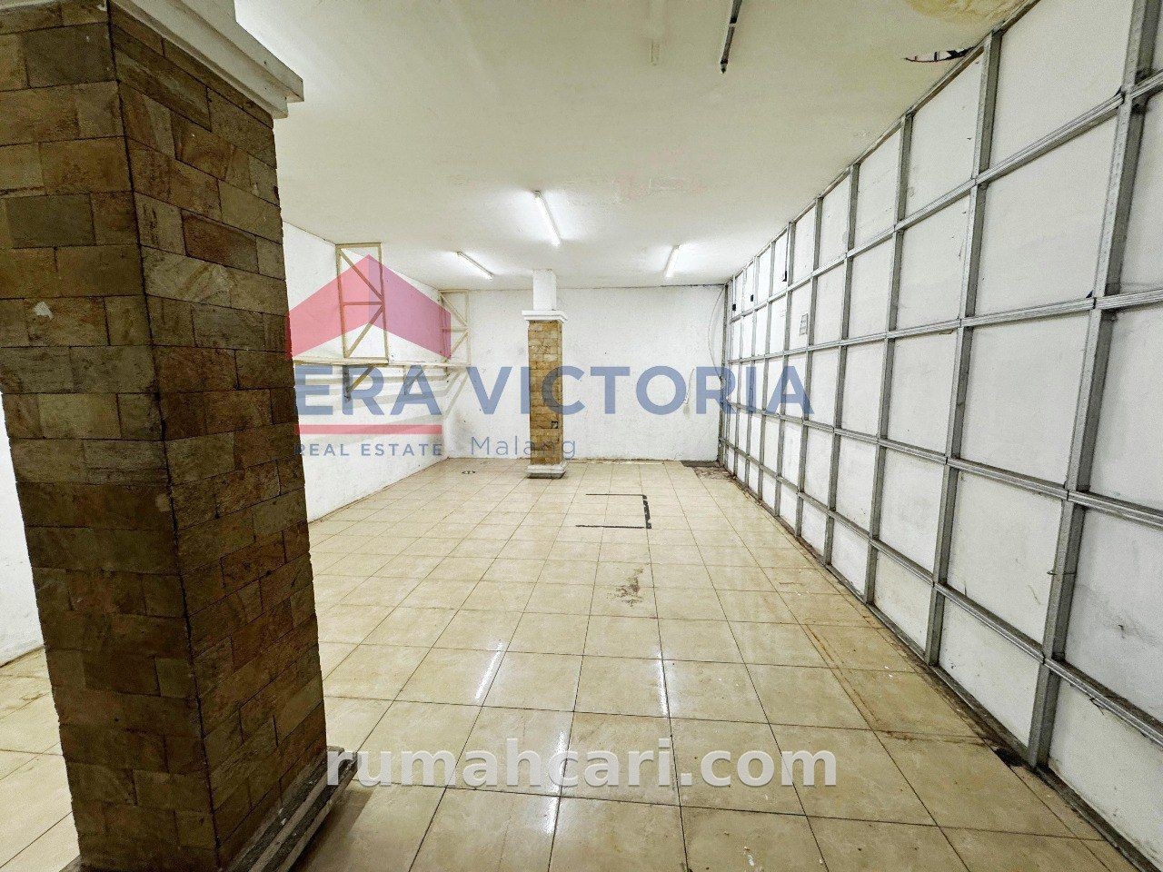 Ruko Besar Lokasi Super Strategis Di Jalan Poros Malang Surabaya - foto 7